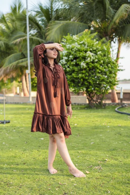 BROWNY DRESS
