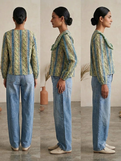 Ruffled collar printed top